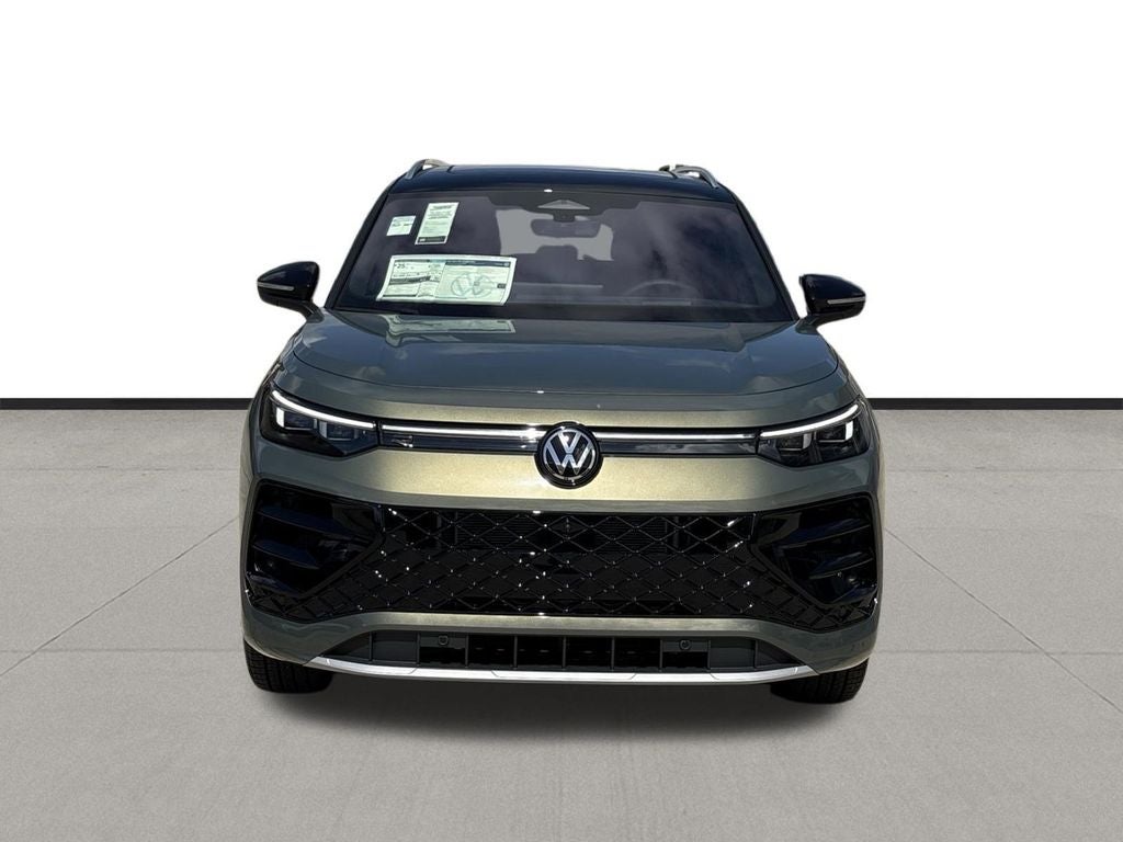 2026 Volkswagen Tiguan 2.0T SEL R-Line