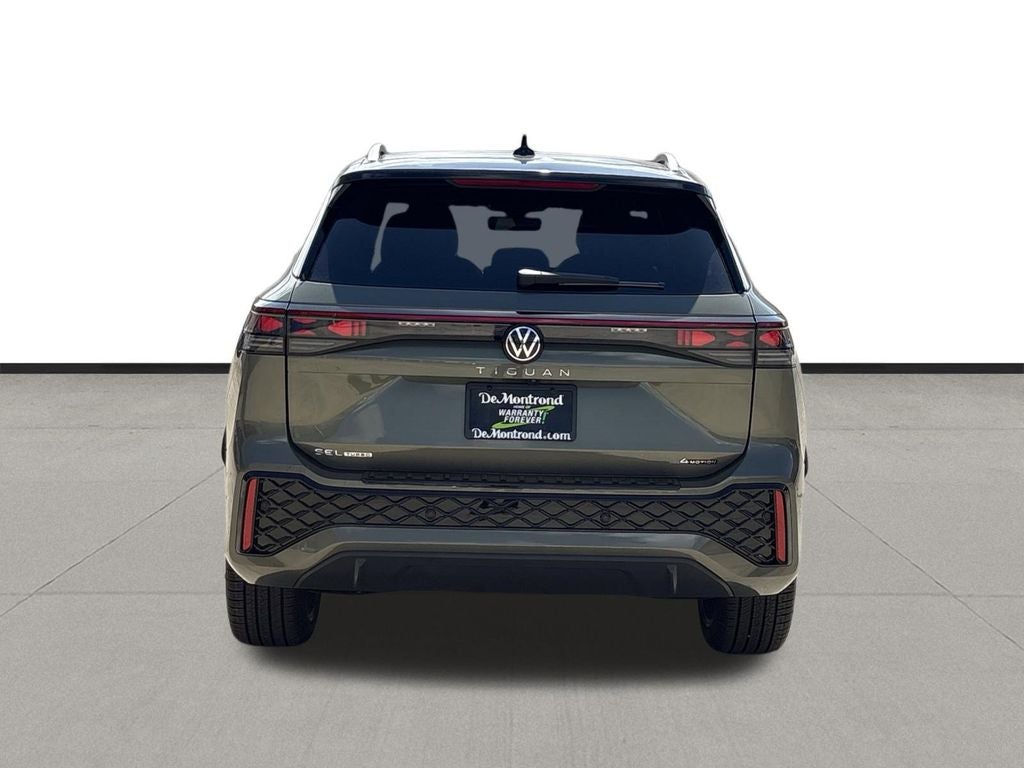 2026 Volkswagen Tiguan 2.0T SEL R-Line