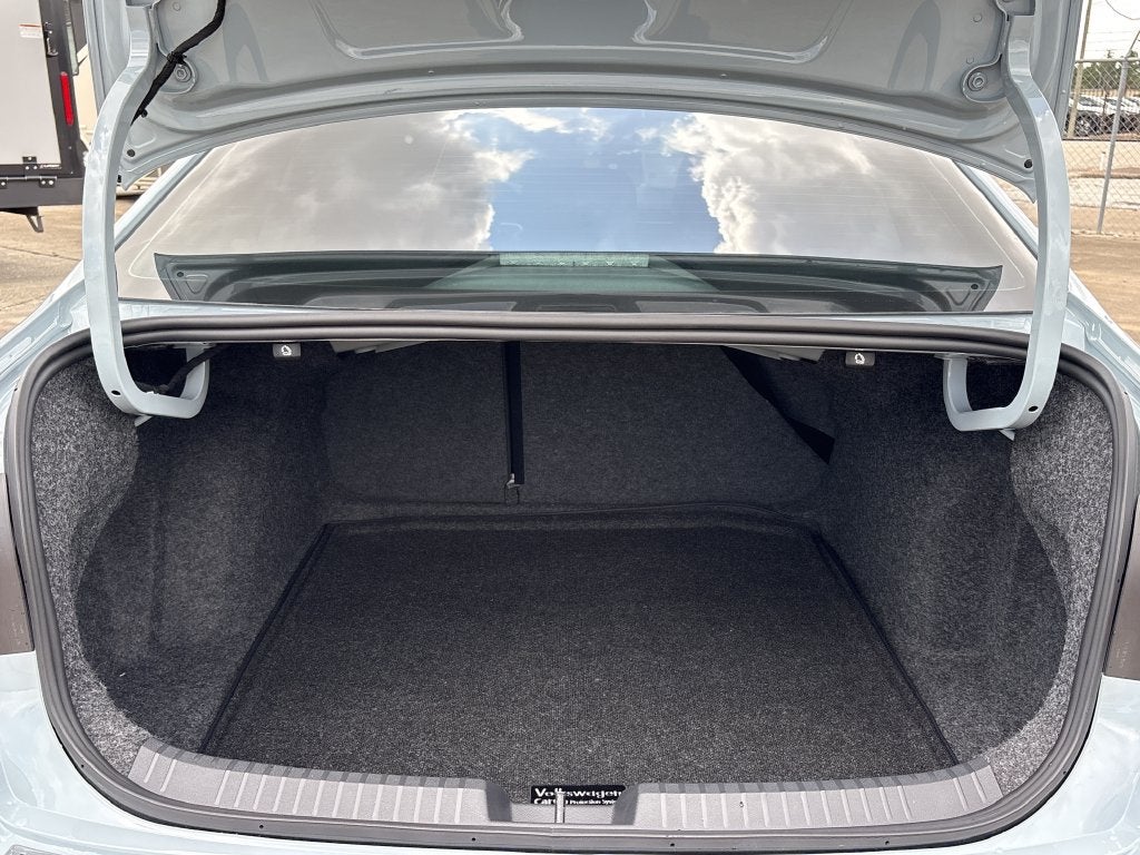 2027 Volkswagen Jetta GLI 2.0T Autobahn