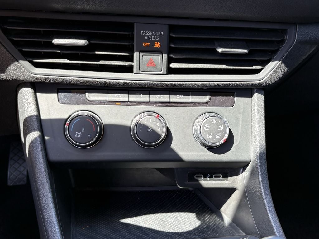 2021 Volkswagen Jetta Base