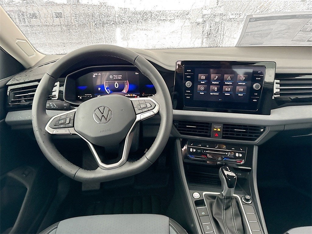 2025 Volkswagen Jetta 1.5T SE