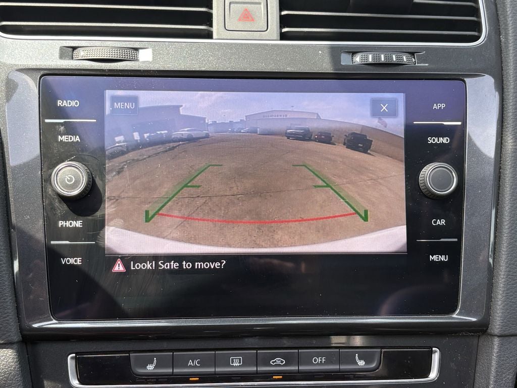 2019 Volkswagen Golf SportWagen SE