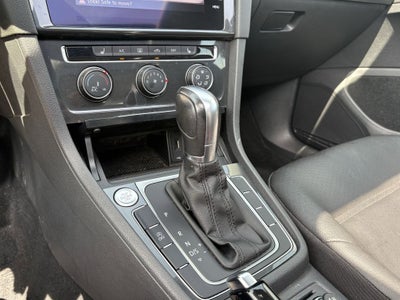 2019 Volkswagen Golf SportWagen SE