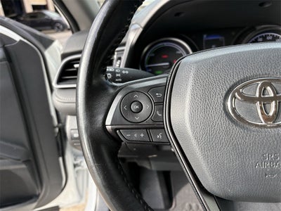 2022 Toyota Camry Hybrid SE