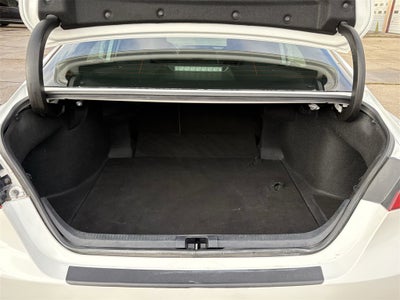 2022 Toyota Camry Hybrid SE