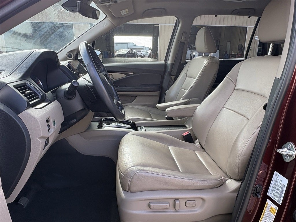 2021 Honda Pilot Touring 7 Passenger
