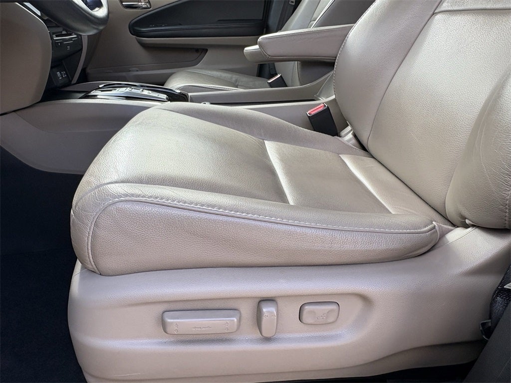 2021 Honda Pilot Touring 7 Passenger