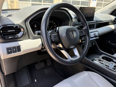 2023 Honda Pilot EX-L 8 Passenger