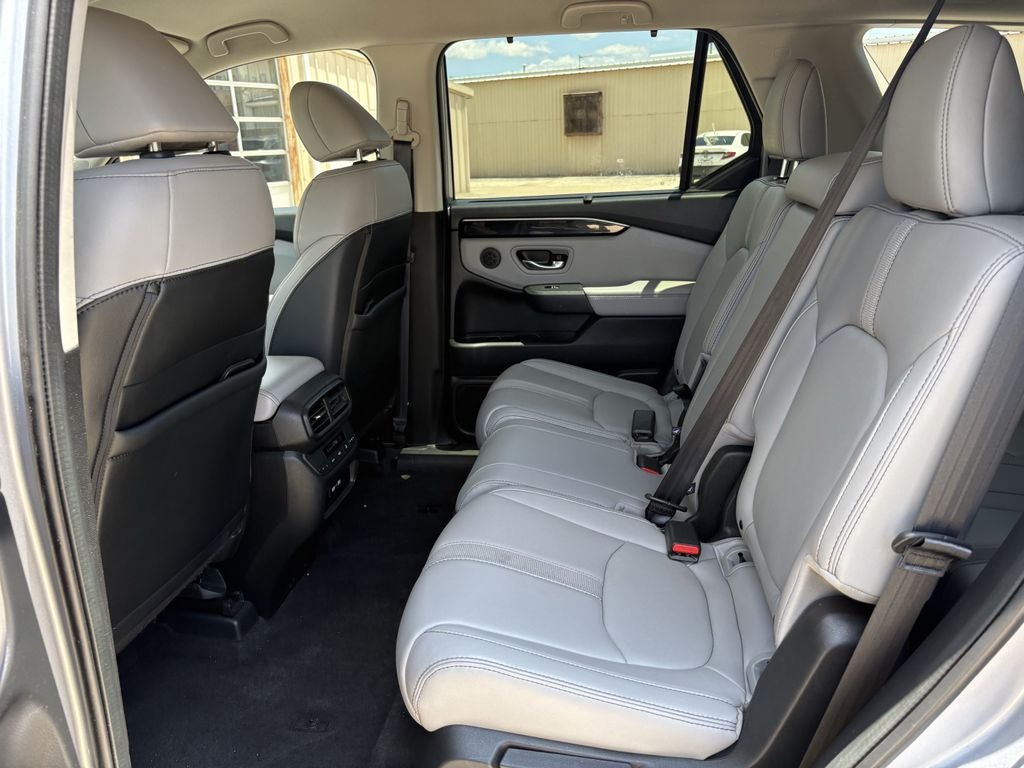 2023 Honda Pilot EX-L 8 Passenger