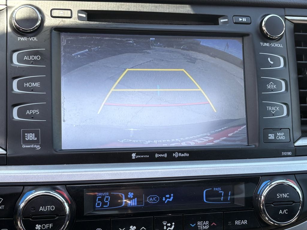 2017 Toyota Highlander Base