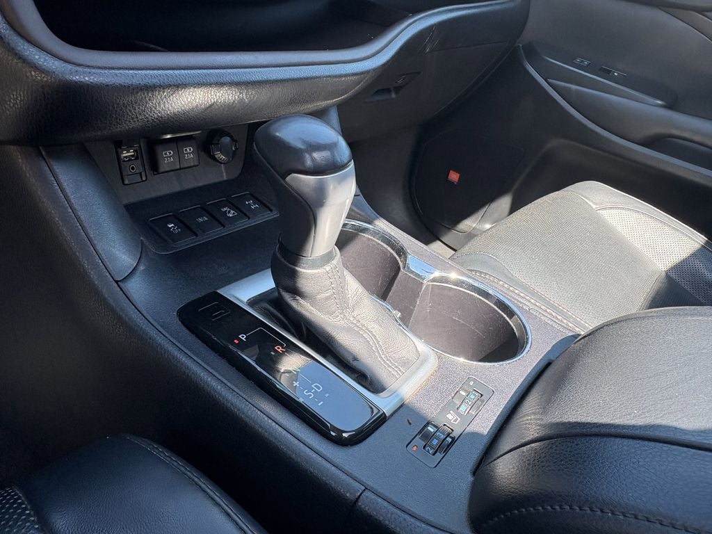 2017 Toyota Highlander Base