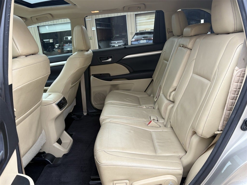 2016 Toyota Highlander XLE V6