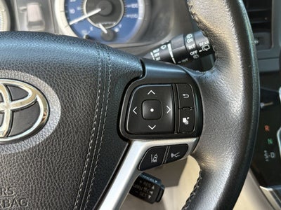 2019 Toyota Sienna XLE 8 Passenger