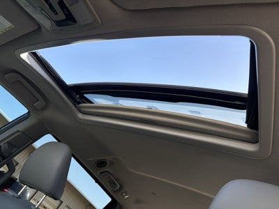 2019 Toyota Sienna XLE 8 Passenger
