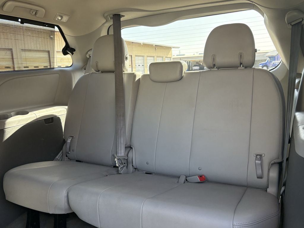 2019 Toyota Sienna XLE 8 Passenger
