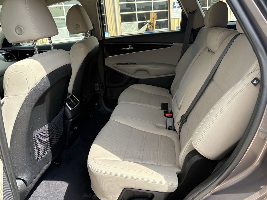 2019 Kia Sorento LX