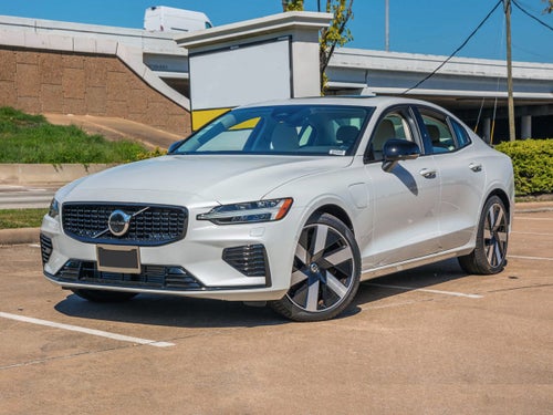 2023 Volvo S60 Recharge Plug-In Hybrid T8 Plus Black Edition