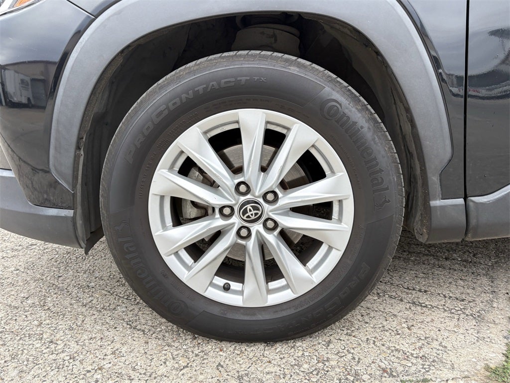 2022 Toyota Corolla Cross LE