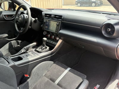 2023 Toyota GR86 Premium