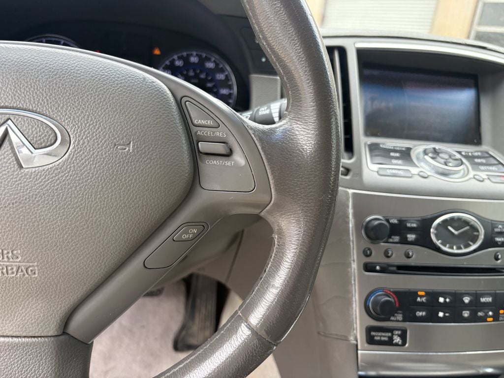 2011 INFINITI G37 Journey