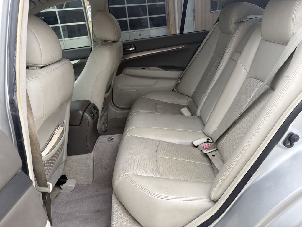 2011 INFINITI G37 Journey