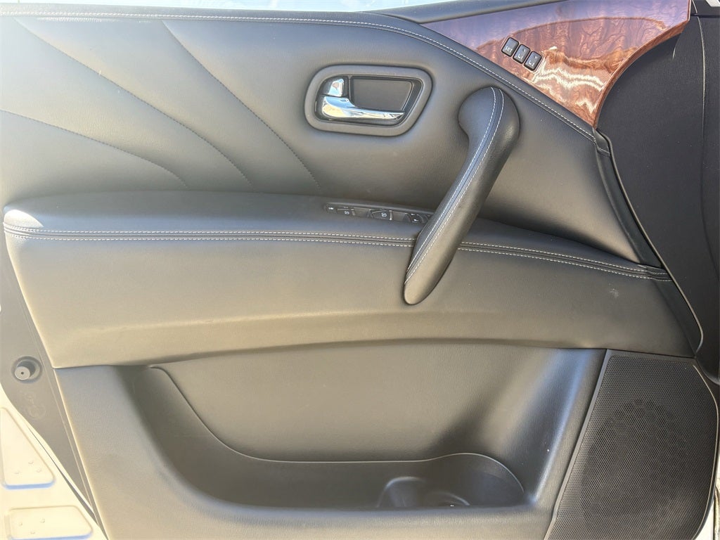 2017 INFINITI QX80 Base