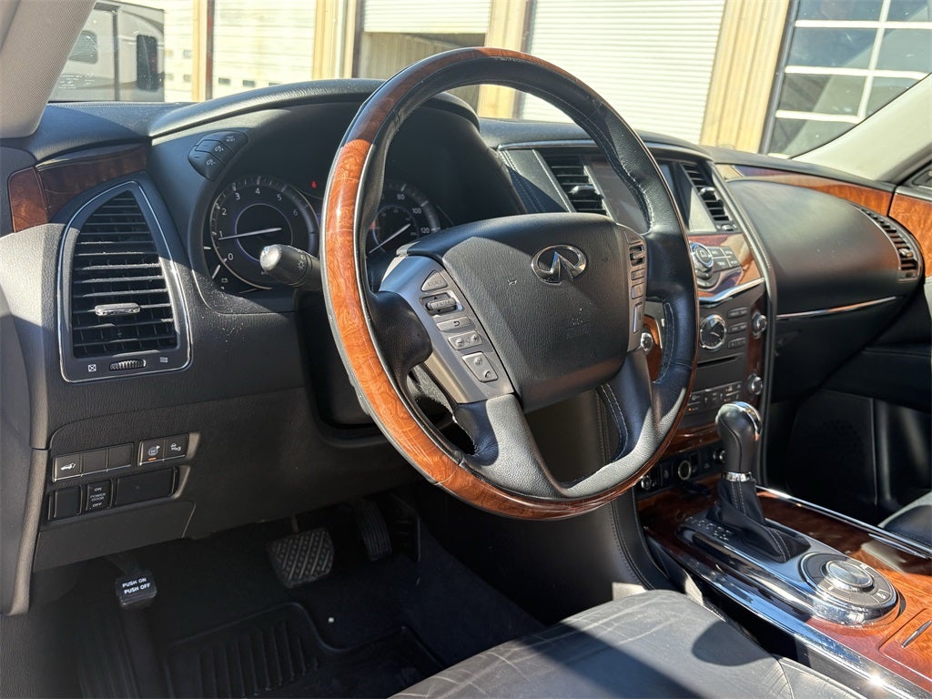 2017 INFINITI QX80 Base