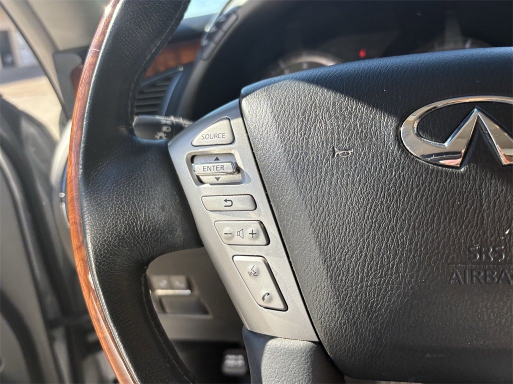 2017 INFINITI QX80 Base