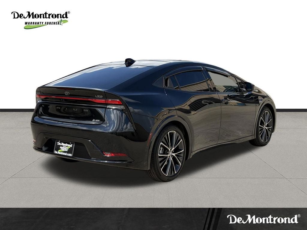 2024 Toyota Prius LE