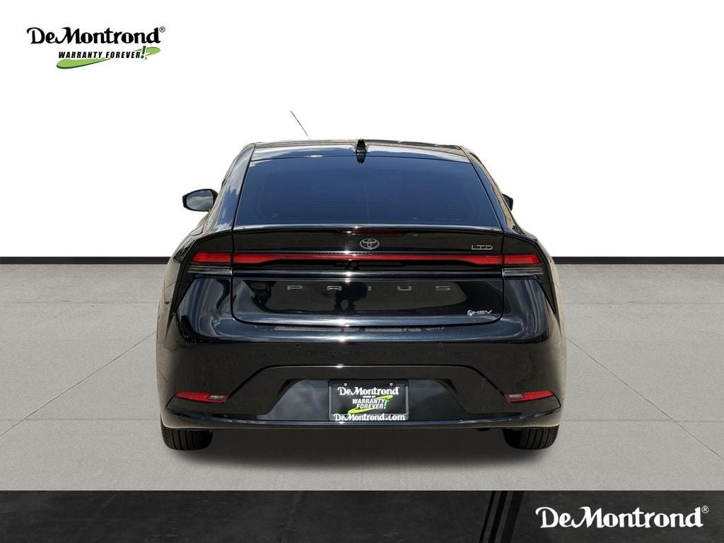 2024 Toyota Prius LE