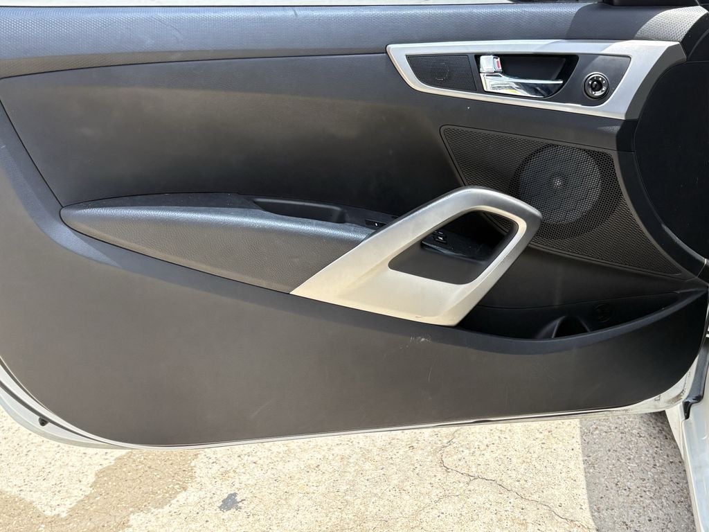 2017 Hyundai Veloster Base