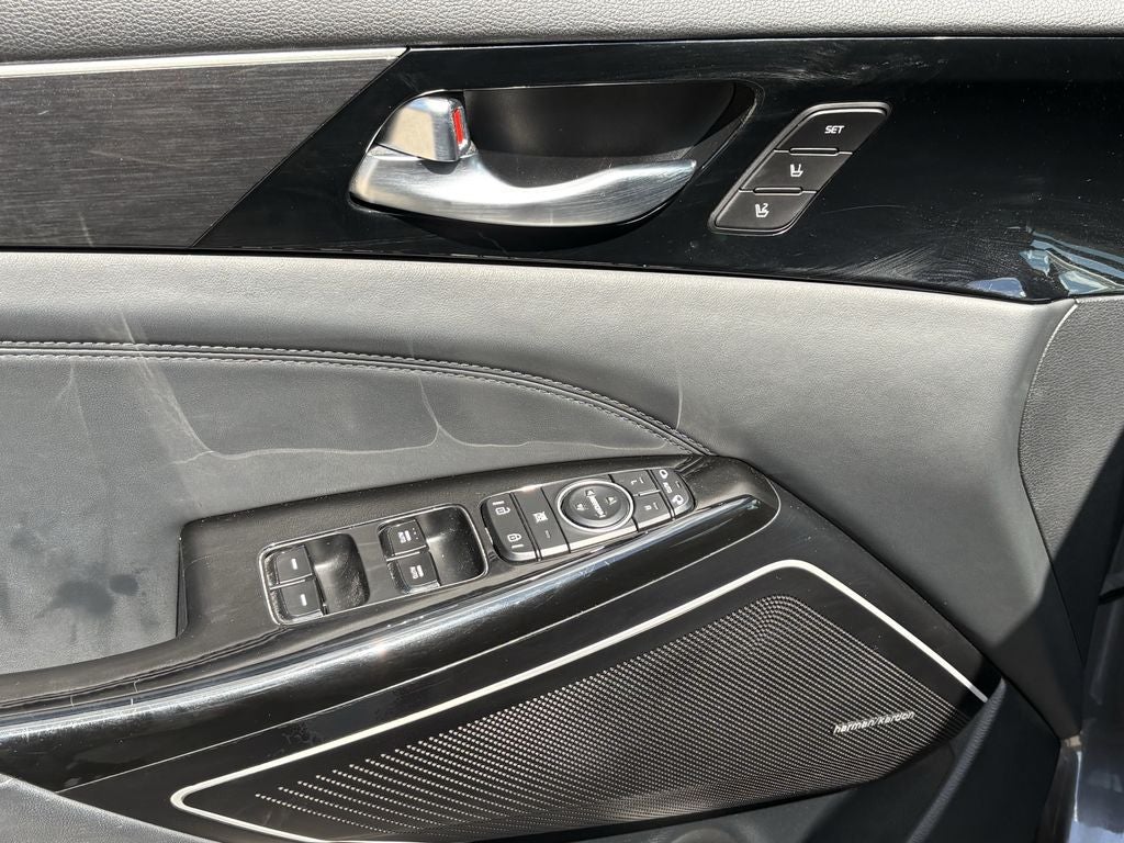 2018 Kia Cadenza Limited