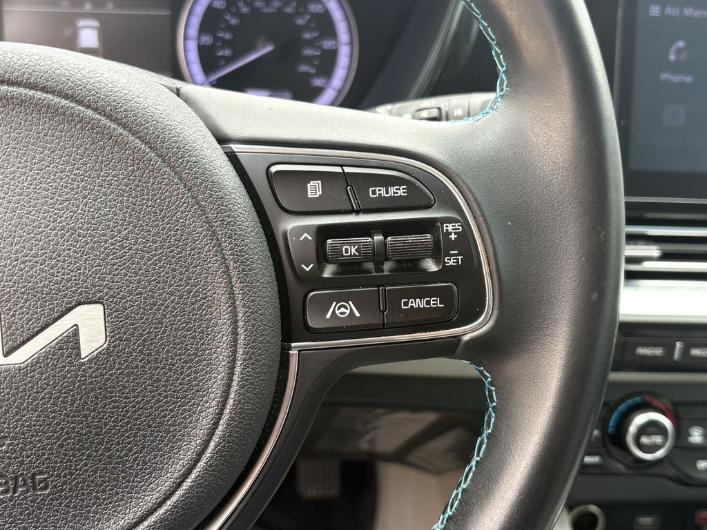 2022 Kia Niro LXS