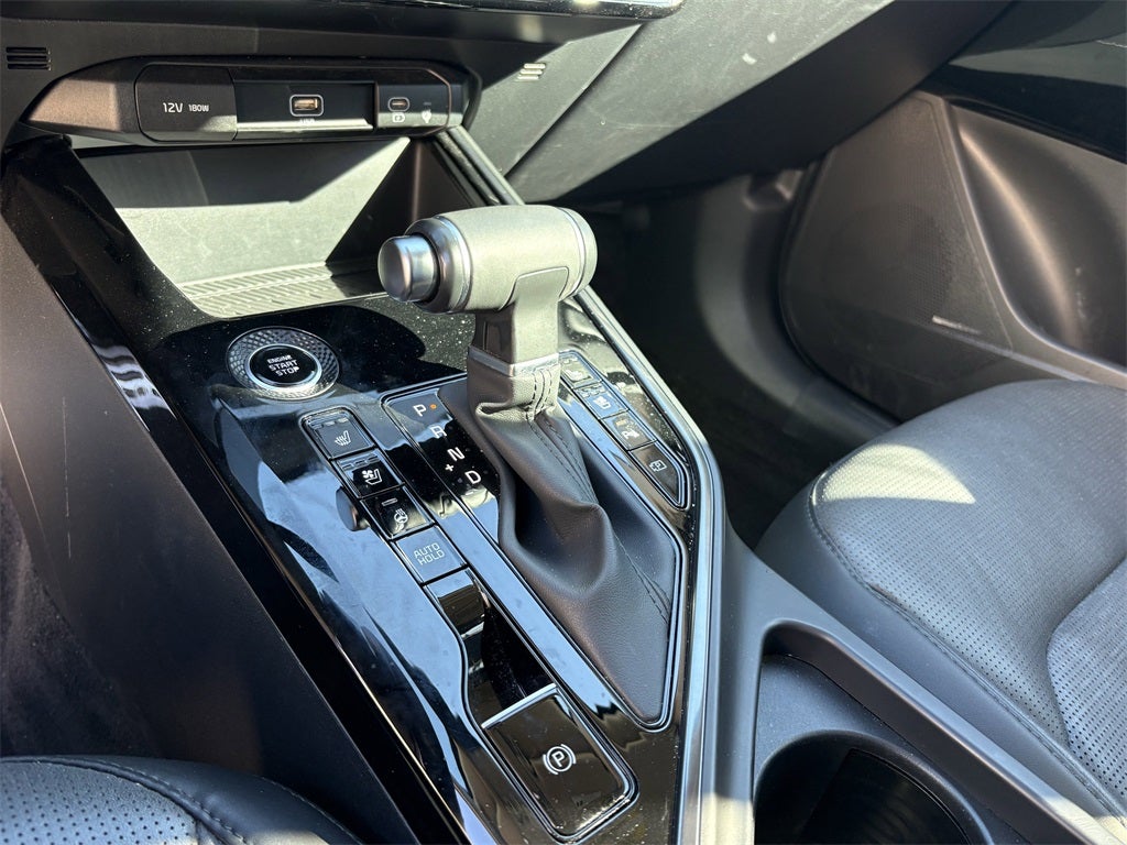 2023 Kia Niro SX Touring