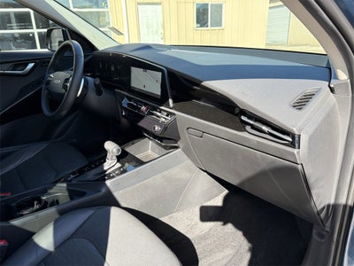 2023 Kia Niro SX Touring