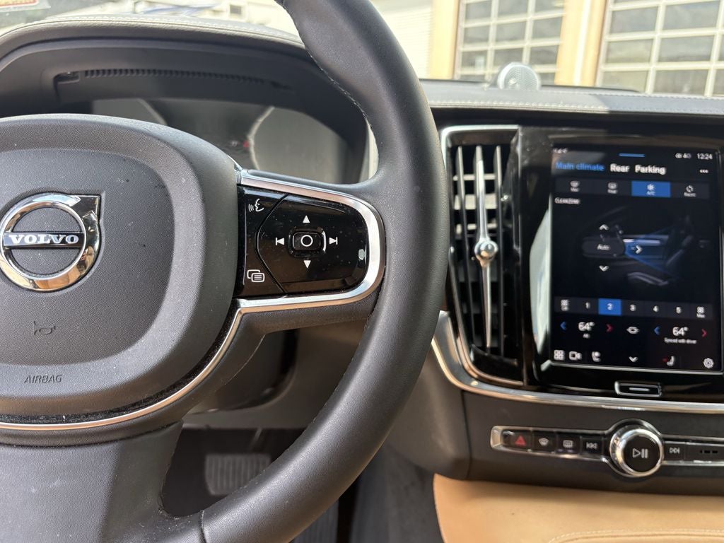 2023 Volvo S90 Ultimate