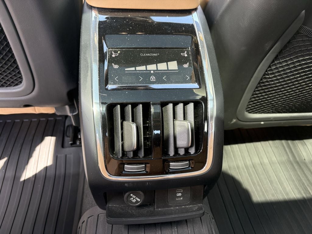 2023 Volvo S90 Ultimate