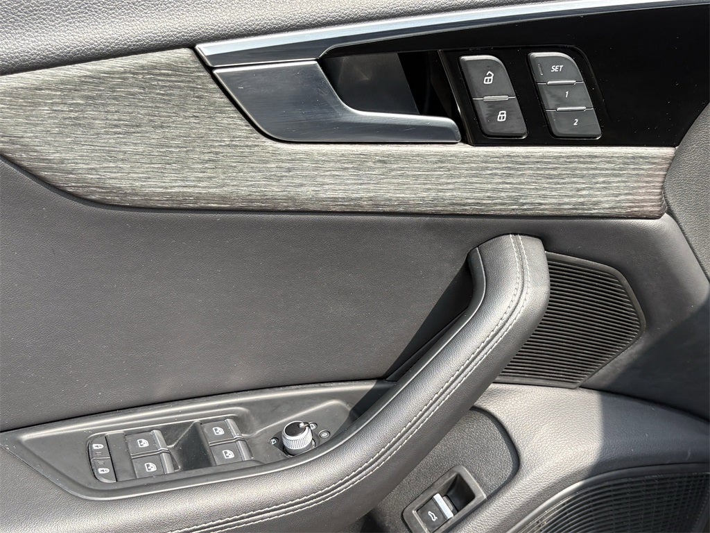 2023 Audi A4 45 S line Premium Plus quattro