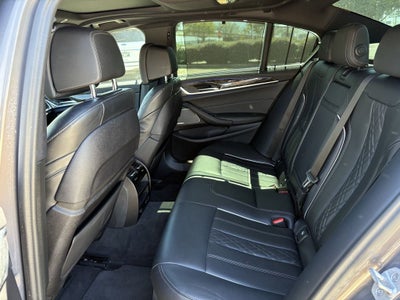 2023 BMW 5 Series M550i xDrive