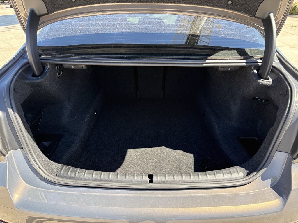 2023 BMW 5 Series M550i xDrive