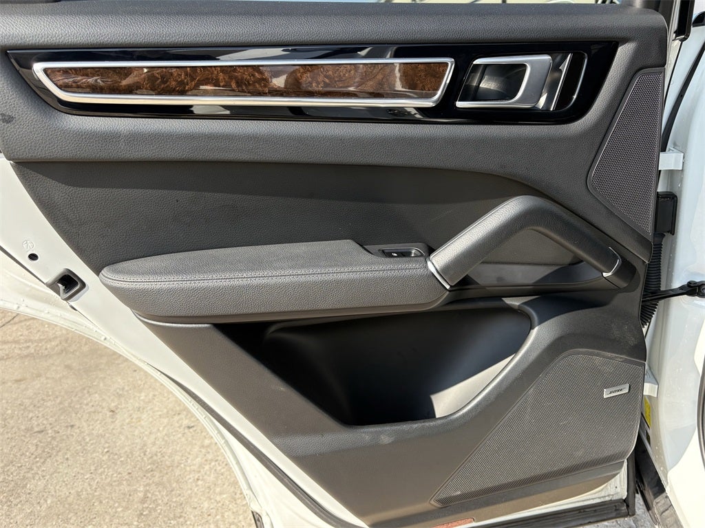 2021 Porsche Cayenne Base