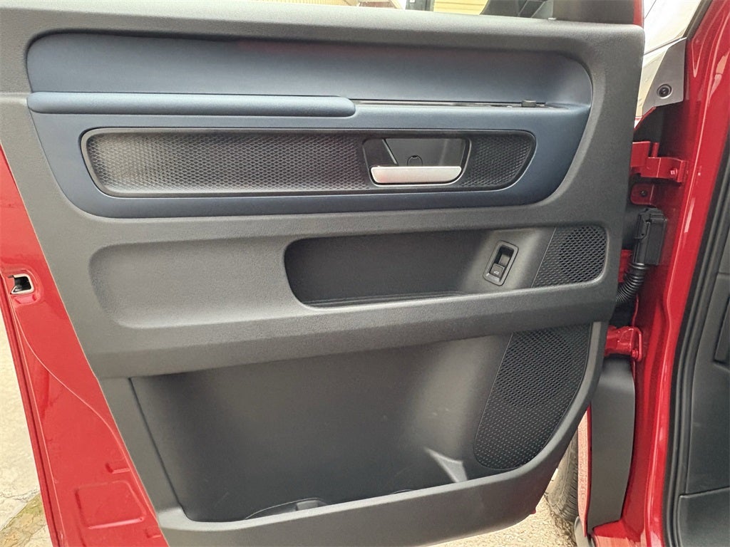 2025 Volkswagen ID. Buzz Pro S Plus