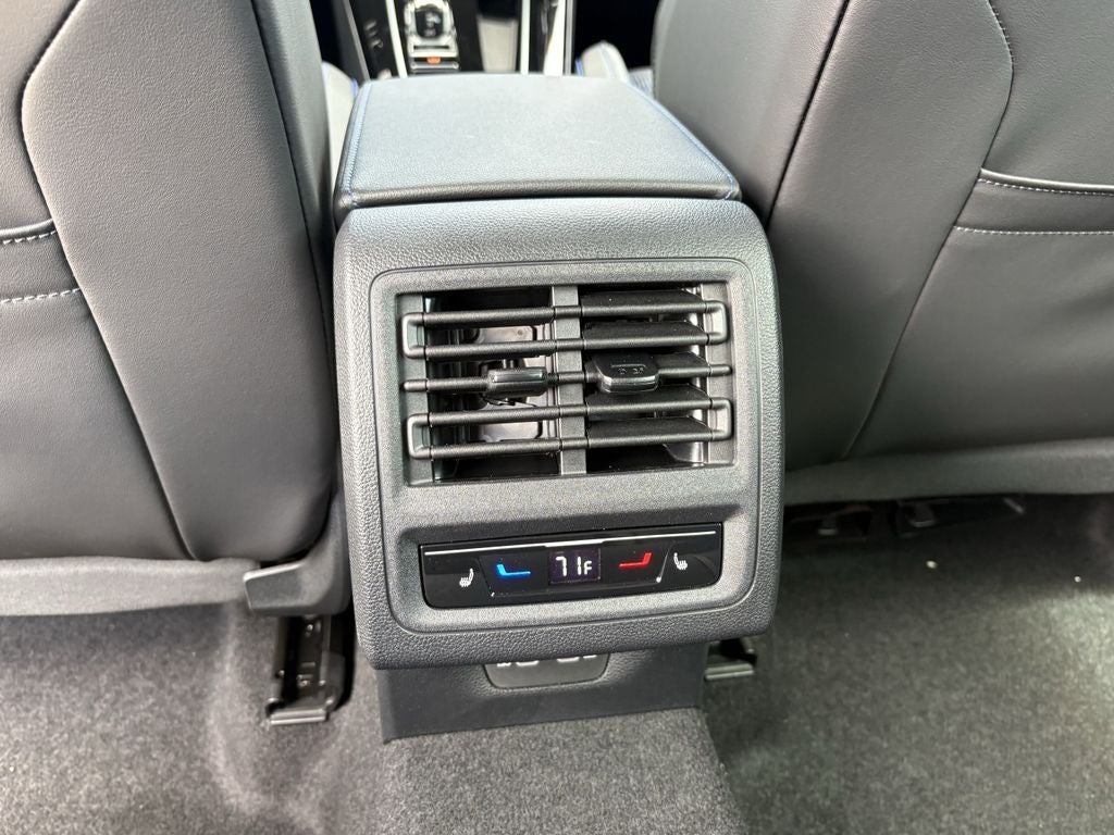 2026 Volkswagen Golf R 2.0T