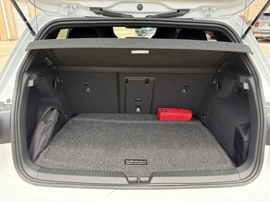 2026 Volkswagen Golf R 2.0T