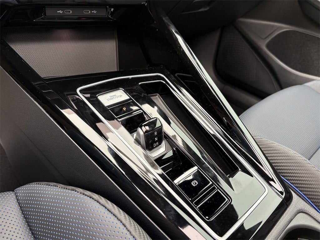 2026 Volkswagen Golf R 2.0T