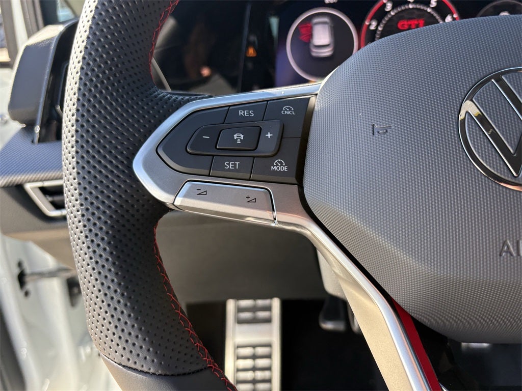 2026 Volkswagen Golf GTI 2.0T SE