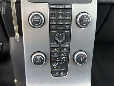 2010 Volvo C70 T5