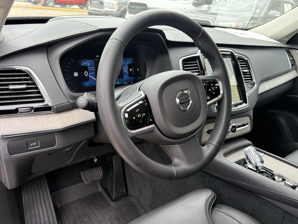 2025 Volvo XC90 B6 Ultra