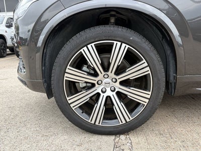 2025 Volvo XC90 B6 Ultra