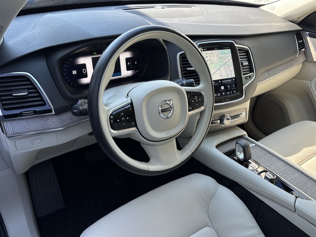2024 Volvo XC90 B6 Plus Bright Theme